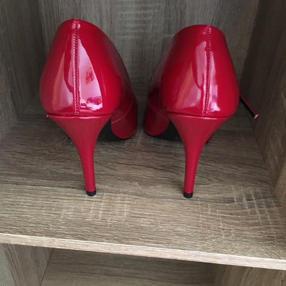 New Spring Heels Size 6 - Picture 3 of 3